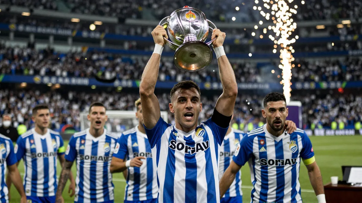 Oyarzabal y Kubo lideran el regreso de Real Sociedad tras la Copa del Mundo