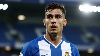 José Mourinho alinea a su once de gala en el Bernabéu, con Arda Güler en la banda derecha y Marc Cucurella debutando como...